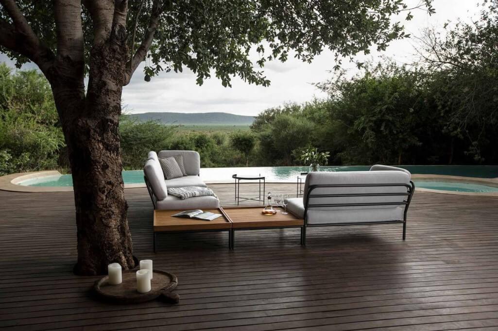 Czym wyróżniają się nowoczesne stoliki ogrodowe?