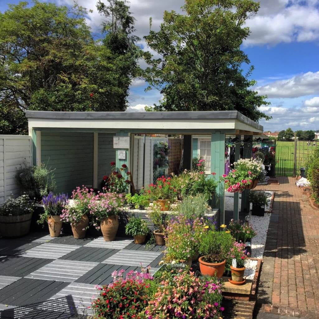 Donice ogrodowe — duże i małe