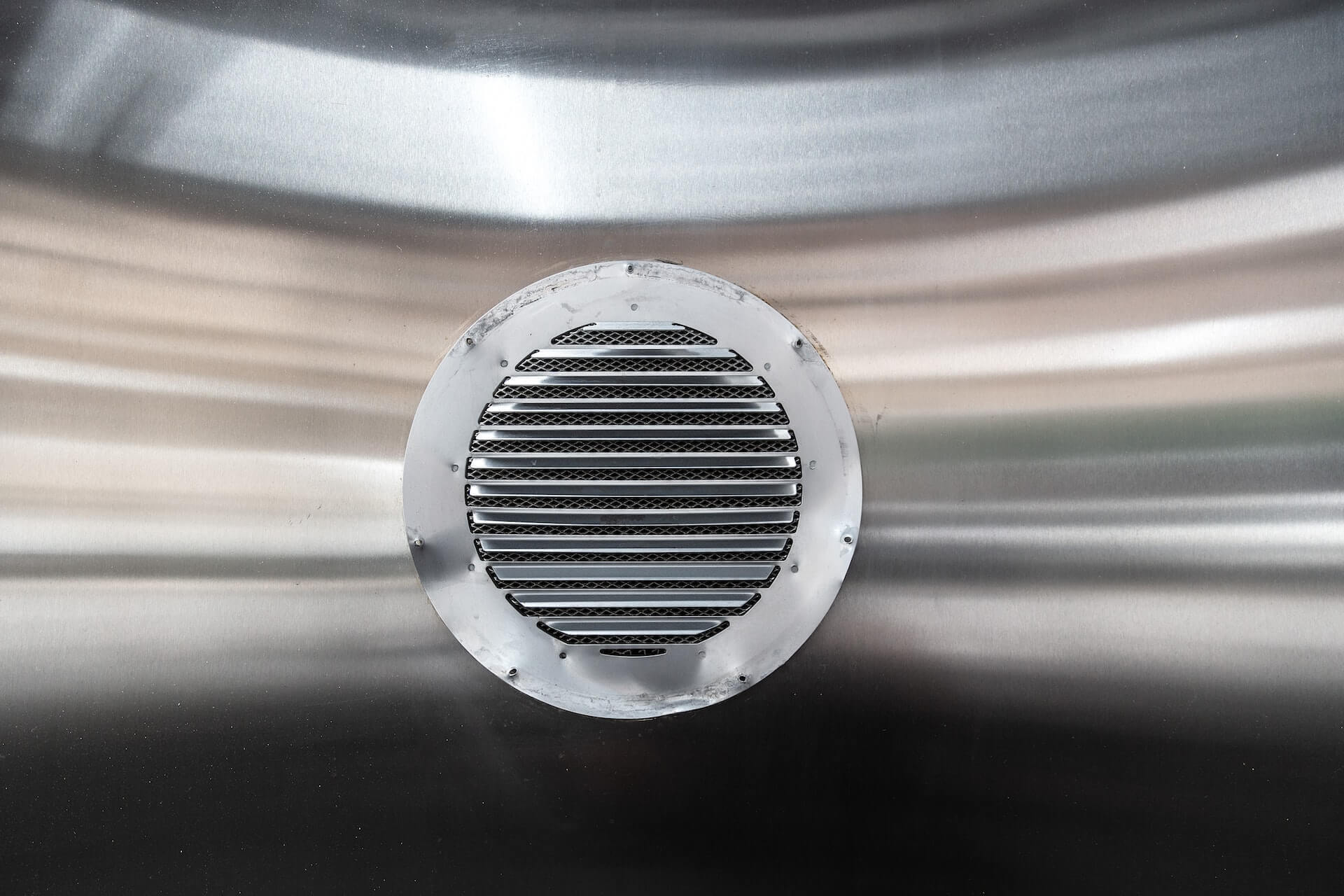 Jak wybrać odpowiedni system wentylacji do sklepu?