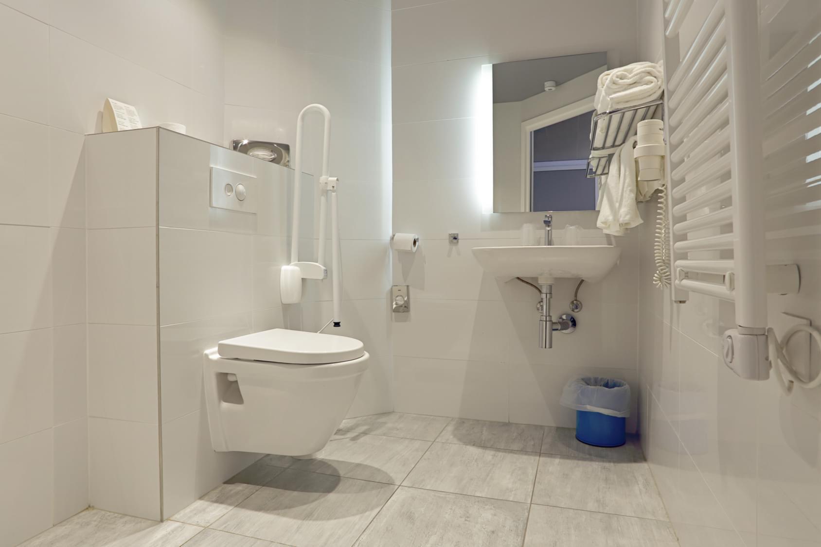 Łazienka przyjazna niepełnosprawnym