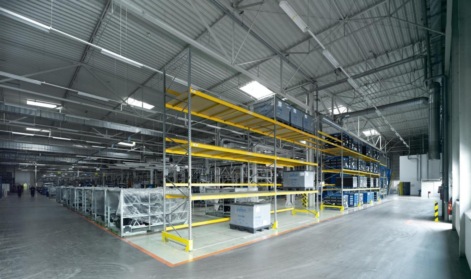 Budowa hal produkcyjnych – jaka jest najlepsza lokalizacja na hale?