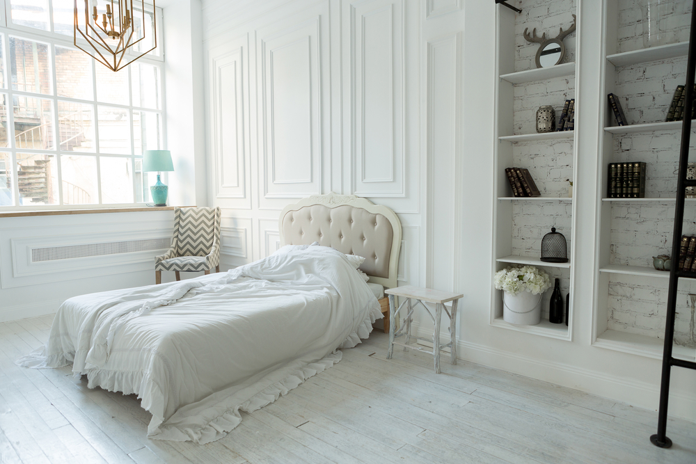 Remont w stylu klasycznym. Montaż sztukaterii z tworzyw sztucznych